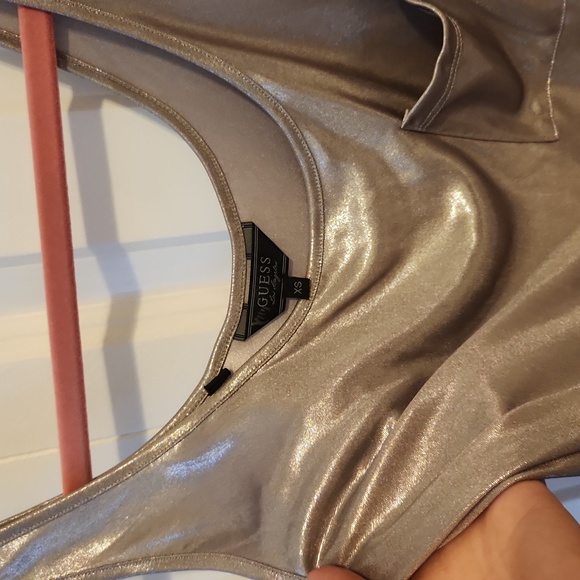 Guess metallic tank top - Picture 2 of 2